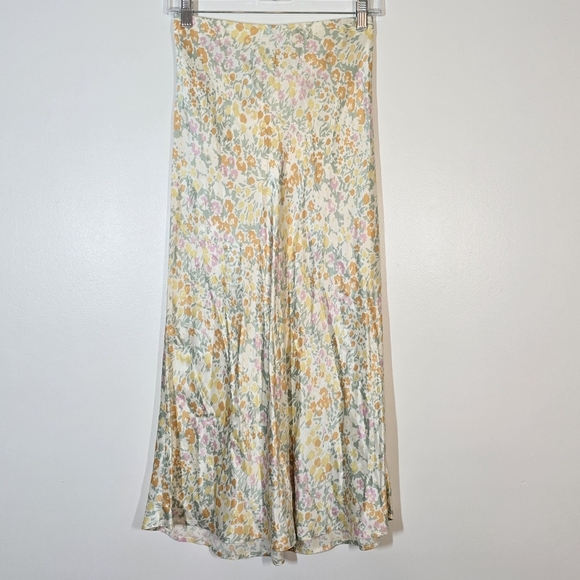 Rails Anya Satin Midi Skirt in Summer Meadow XS - Picture 4 of 9